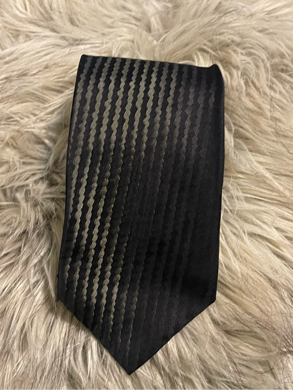 Dolce Gabana Carvatte 100%  silk necktie made in Italy